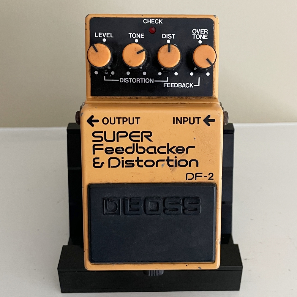 Boss DF-2 Super Feedbacker And Distortion | Guitar Nine